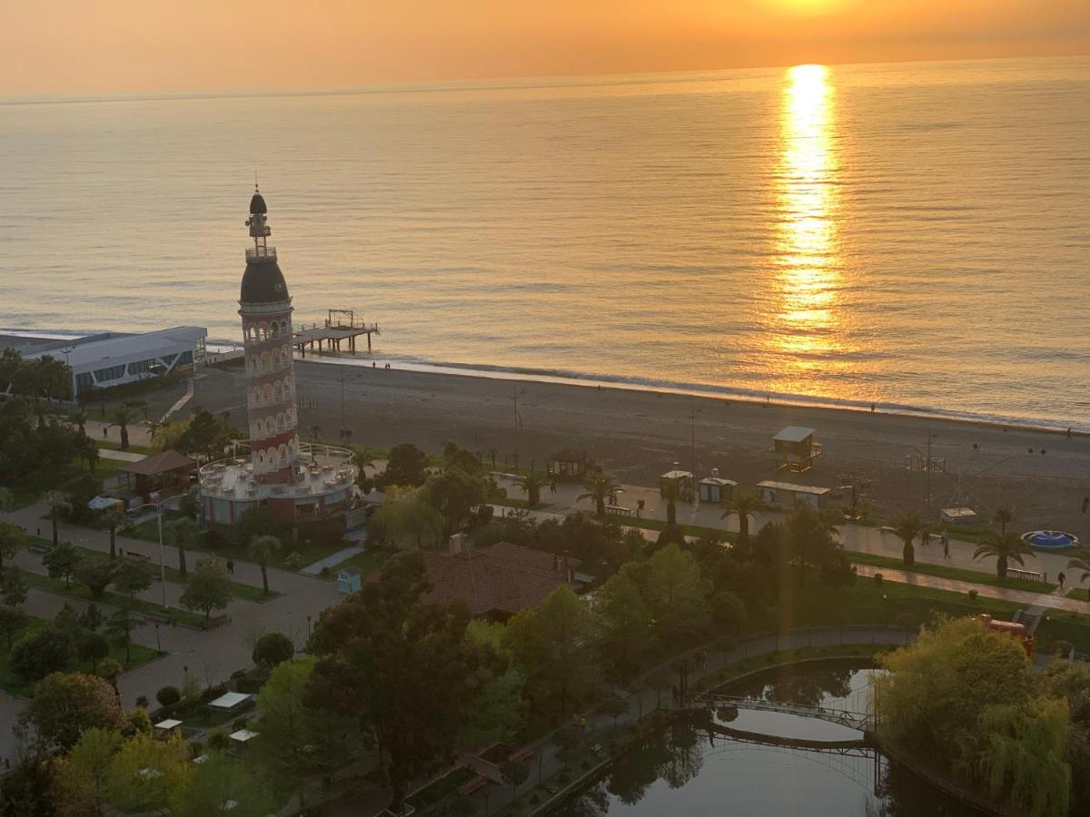 Orbi City Suite Batumi Luaran gambar