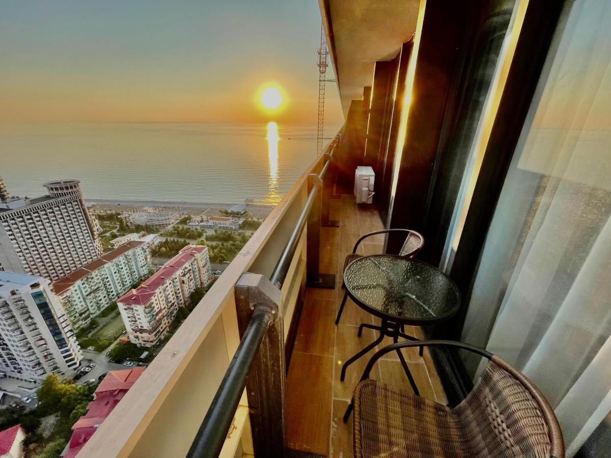 Orbi City Suite Batumi Luaran gambar